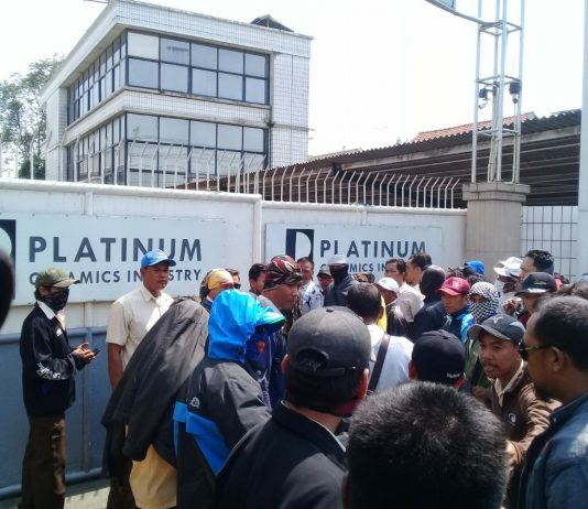 Melanggar UU 13 Tahun 2003, Bos PT Platinum Ceramics Industry Terancam Hukuman Penjara IMG 20180918 WA0043