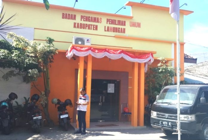 Kantor Bawaslu Kabupaten Lamongan, Jl. Mastrip No.44, Made, Kec. Lamongan, Kabupaten Lamongan, Jawa Timur. Kantor Bawaslu Kabupaten Lamongan, Jl. Mastrip No.44, Made, Kec. Lamongan, Kabupaten Lamongan, Jawa Timur.