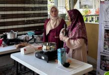 Pelatihan Pembuatan Yogurt Homemade dan Salad Buah sebagai Upaya Peningkatan Kesadaran Pola Hidup Sehat pada Ibu PKK IMG 20260612 WA0074